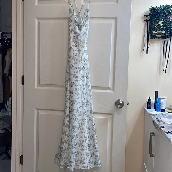 beige botany dresses Montsand BEIGE FLOWER BEADED MAXI DRESS